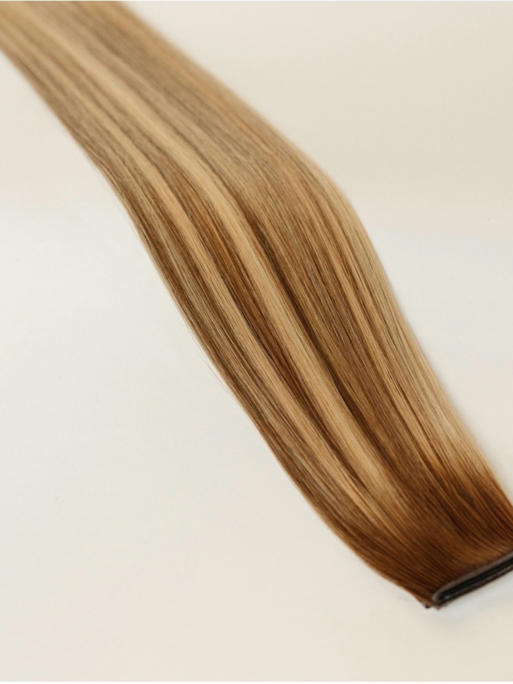 JZ Styles extensions Jagger J-tied 18” wefts brand new